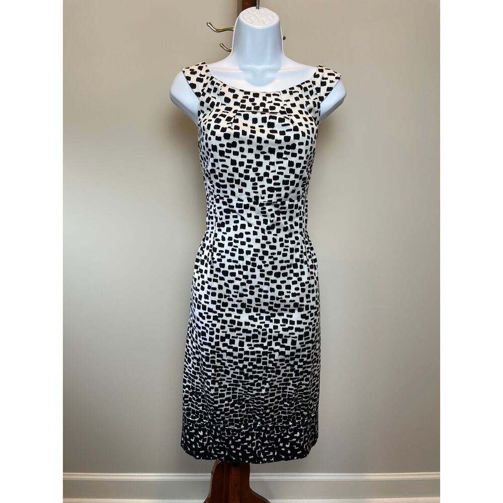 Calvin Klein Sheath Dress Size 10 Black White Ombre Spot Print